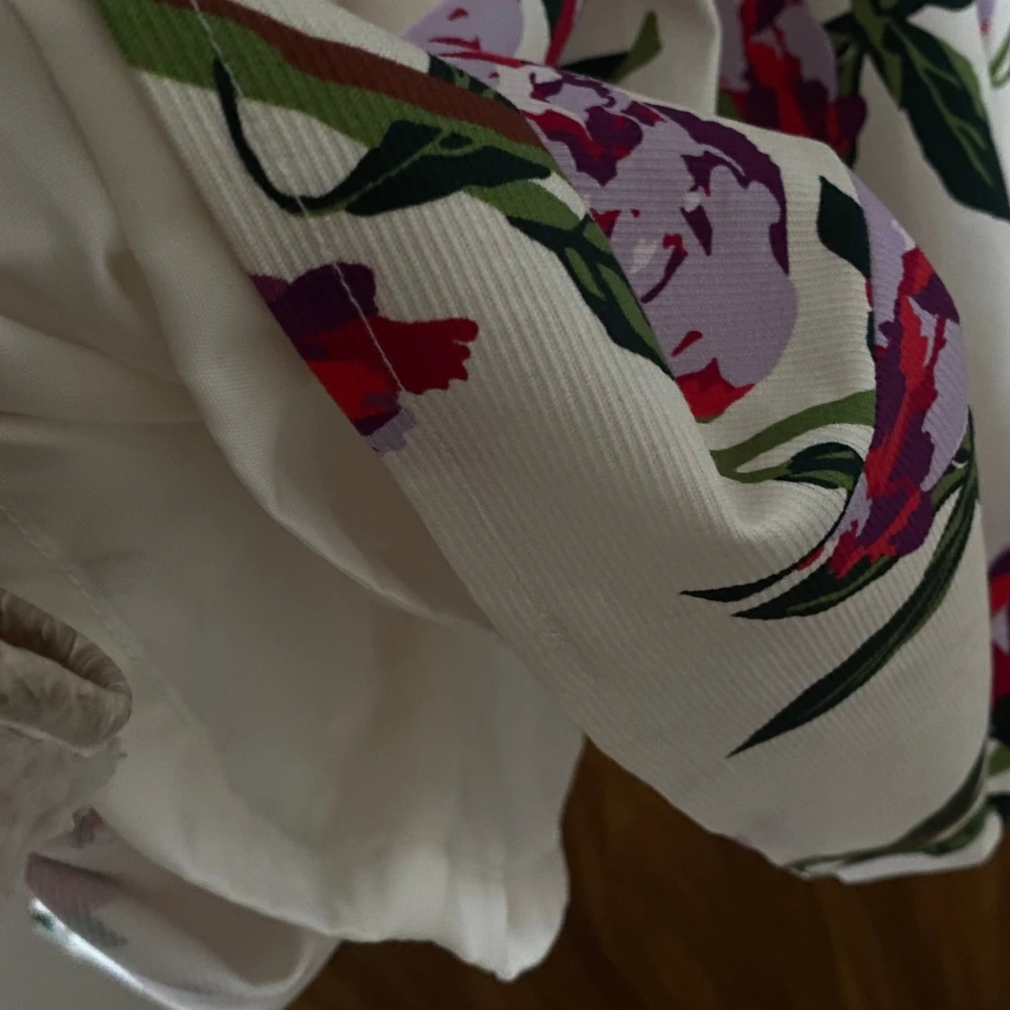 Blommig klänning - 91