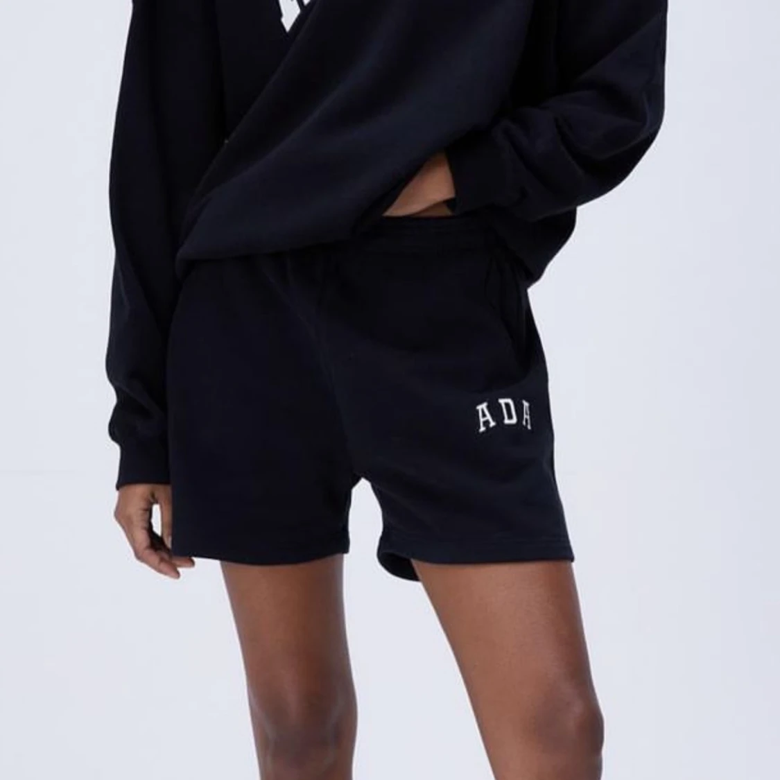 Säljer helt nya short från adanola ❤️