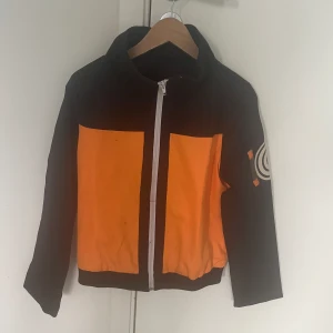 Naruto Jacka  - Små spår av användning men inga skador 
