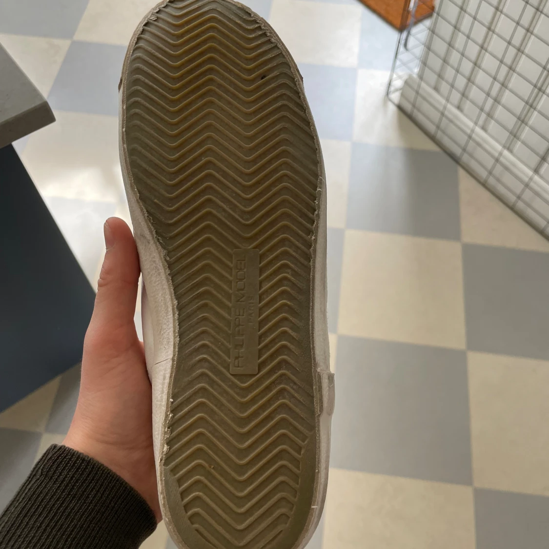 Phillipe model  - 91