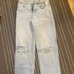 Jeans från ginatricot som aldrig används längre🌺bra skick