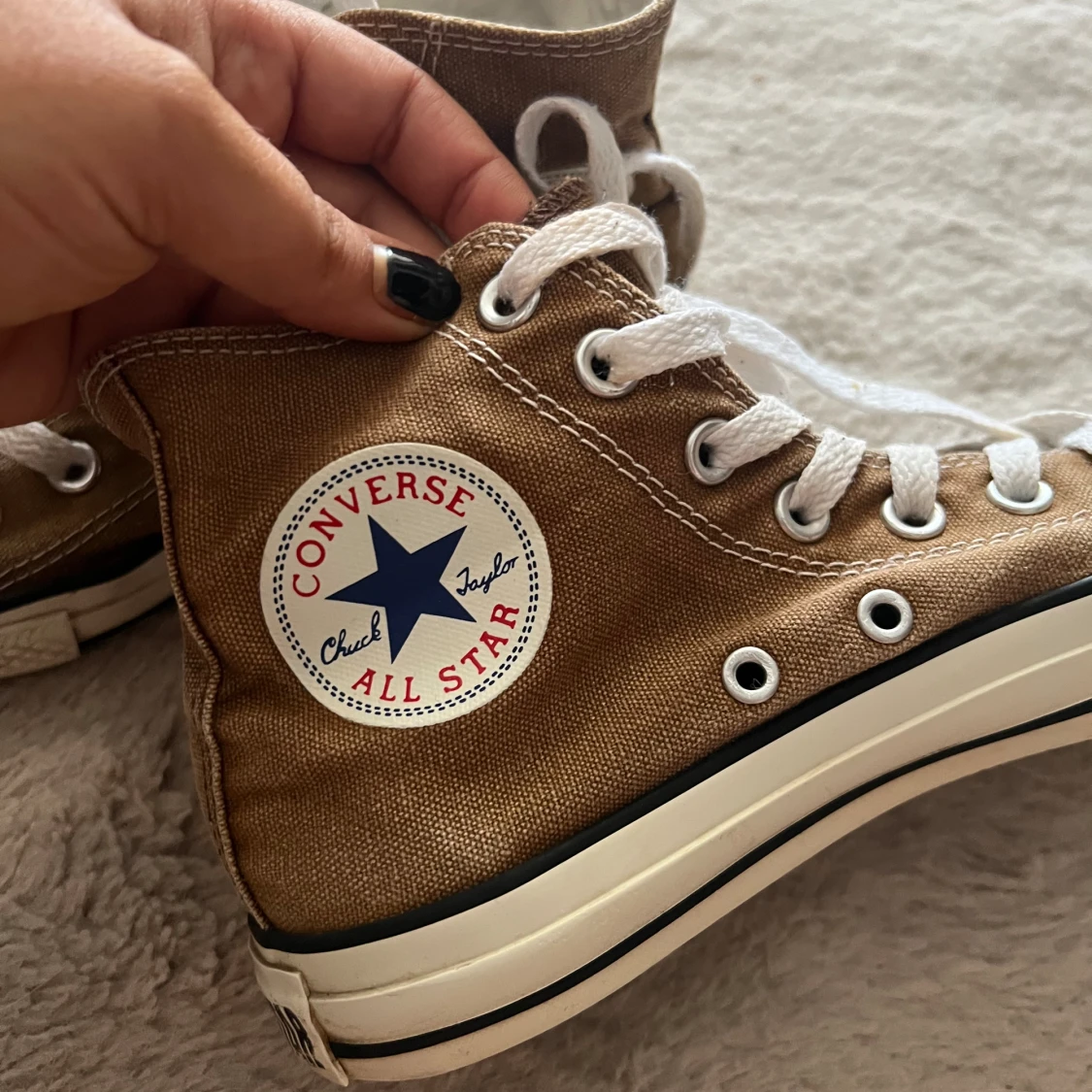 Bruna Converse  - 90