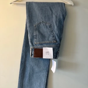 Bikbok jeans - Säljer pga för liten storlek. Aldrig använda. 