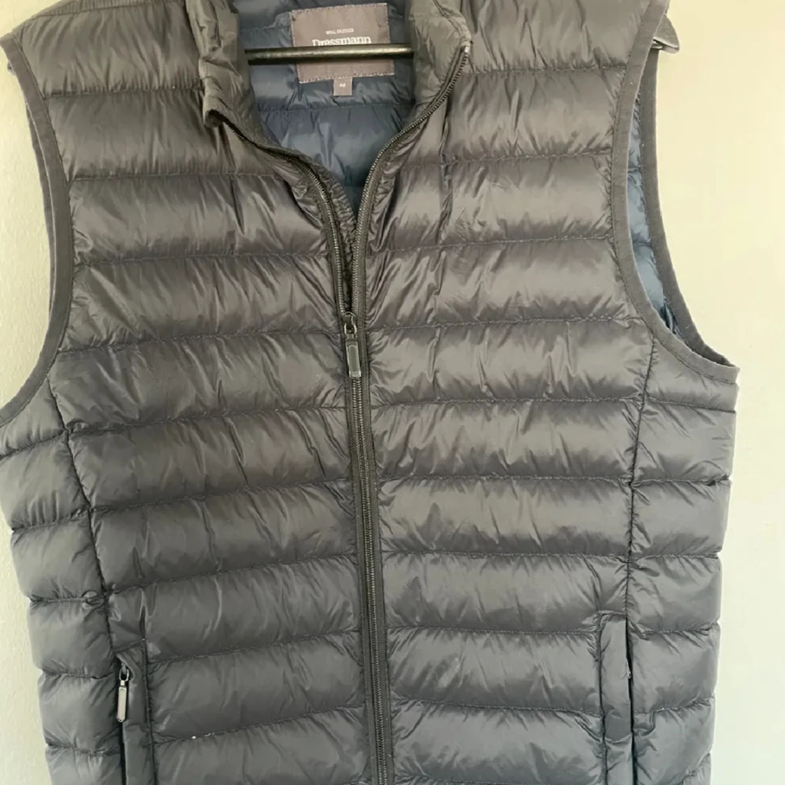 Svart väst dressman