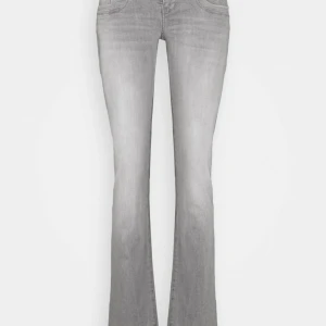 Ltb jeans - SÖKER!! Jag söker dessa ltb jeans i stl 24x30 eller 24x32. Skriv om någon har och vill sälja. Pris kan diskuteras❤️