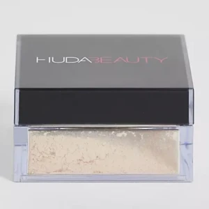 Huda beauty powder - Har i alla färger vill bara sälja, pris kan diskuteras vid snabb affär 