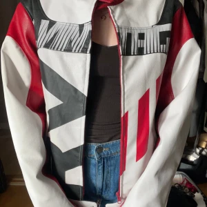 Motorcross jacka - Skitsnygg motorcross jacka från Reclaimed vintage. Använd fåtal gånger!