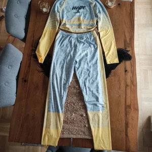 Tränings set - Helt nytt tränings set ifrån Temu.  Aldrig använt och ligger i sin förpackning.