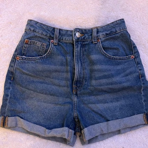 Denim shorts - Super fina shorts i mycket bra skick 