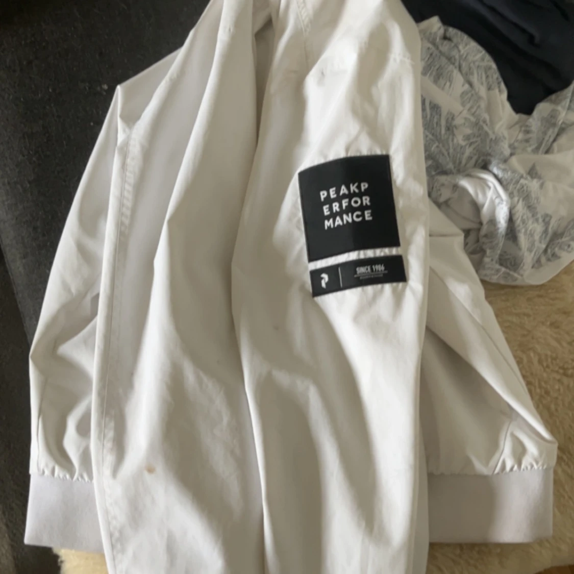 Äkta peak jacka - 91