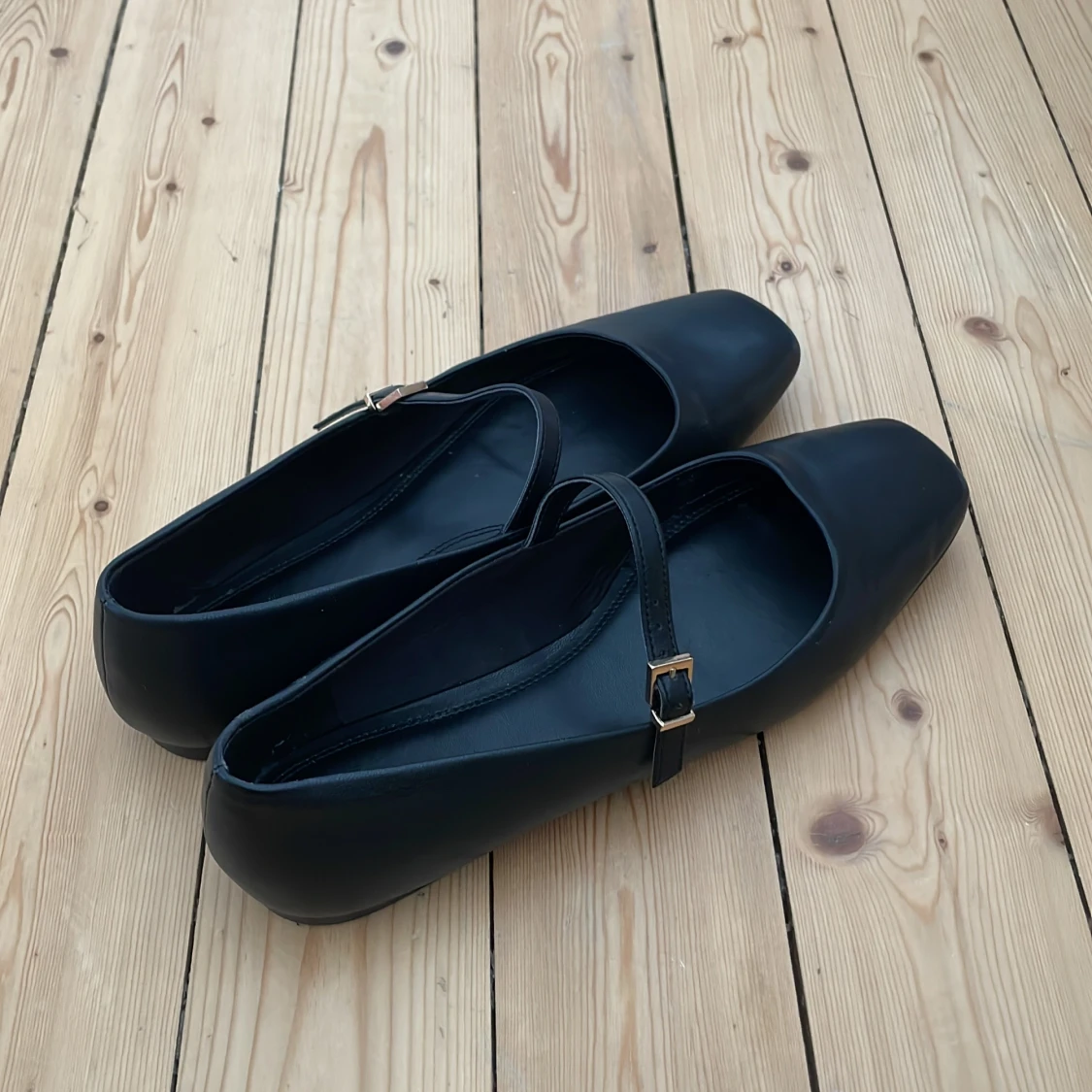 Ballerinaskor från HM - 90