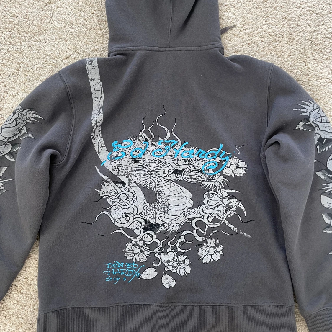 Grå Ed Hardy Hoddie  - 90