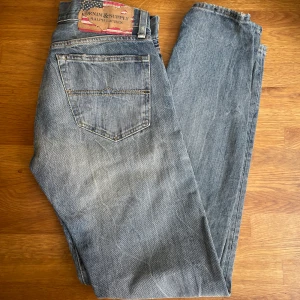 Ralph Lauren Jeans - Hej! Säljer dessa asfeta Denim & Supply Ralph lauren Jeans i w29! Fint skick. Priset är inte hugget i sten!