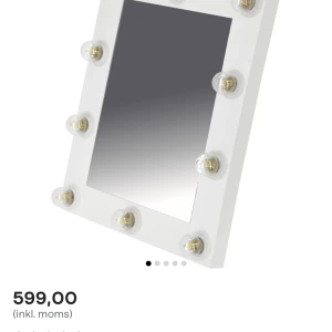 Smink spegel!! - Säljer min smink spegel för att jag har en ny, som ny inga skador, pris kan diskuteras!❤️