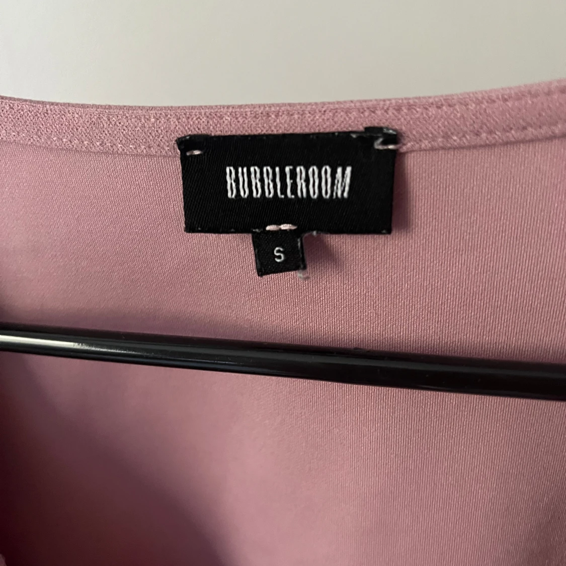 rosa blus från bubbelroom🩷🤍 - 91