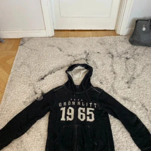  Hoodie -  Sport grå hoodie från Orsa Grönklitt