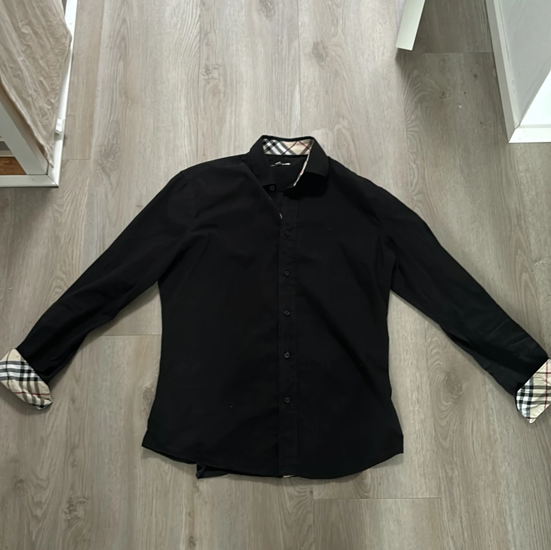 Svart burberry skjorta - 90