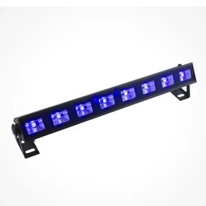 UV lampor perfekt för att liva upp festen - Säljer två st UV led bars som är köpta på partykungen för ungefär ett år sedan. Säljer pågrund av att det inte kommer till användning. Perfekt för glow in the dark fest, sista bilden är egen!  köpte för 599kr styck 