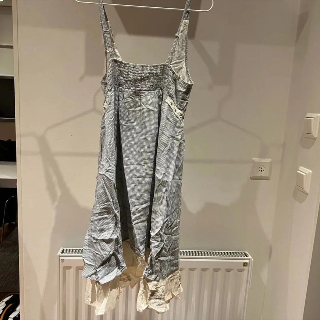 Cream klänning - 91