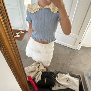 Tröja zara - Säljer denna oanvända tröja fr zara. Storlek S. Köparen står för frakt 19kr via plick. Kvar så länge det inte står ”såld”💙🦋🦕🫐