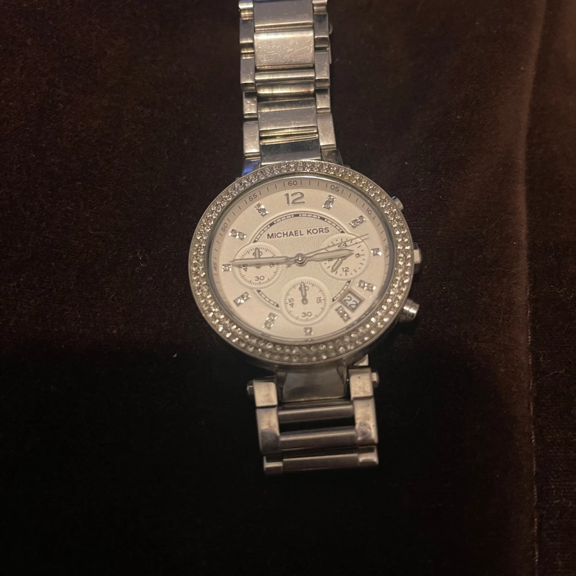 MICHAEL KORS KLOCKAN 