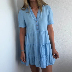 Zara klänning - Jättefin klänning till sommaren från Zara!!🦋🦋