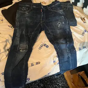 Säljes då dem är för korta på mig  48 storlek Tidy biker jeans modell