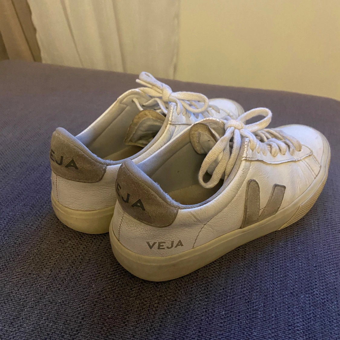 Veja skor  - 90