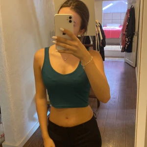 grön topp  - 💚💚💚💚💚