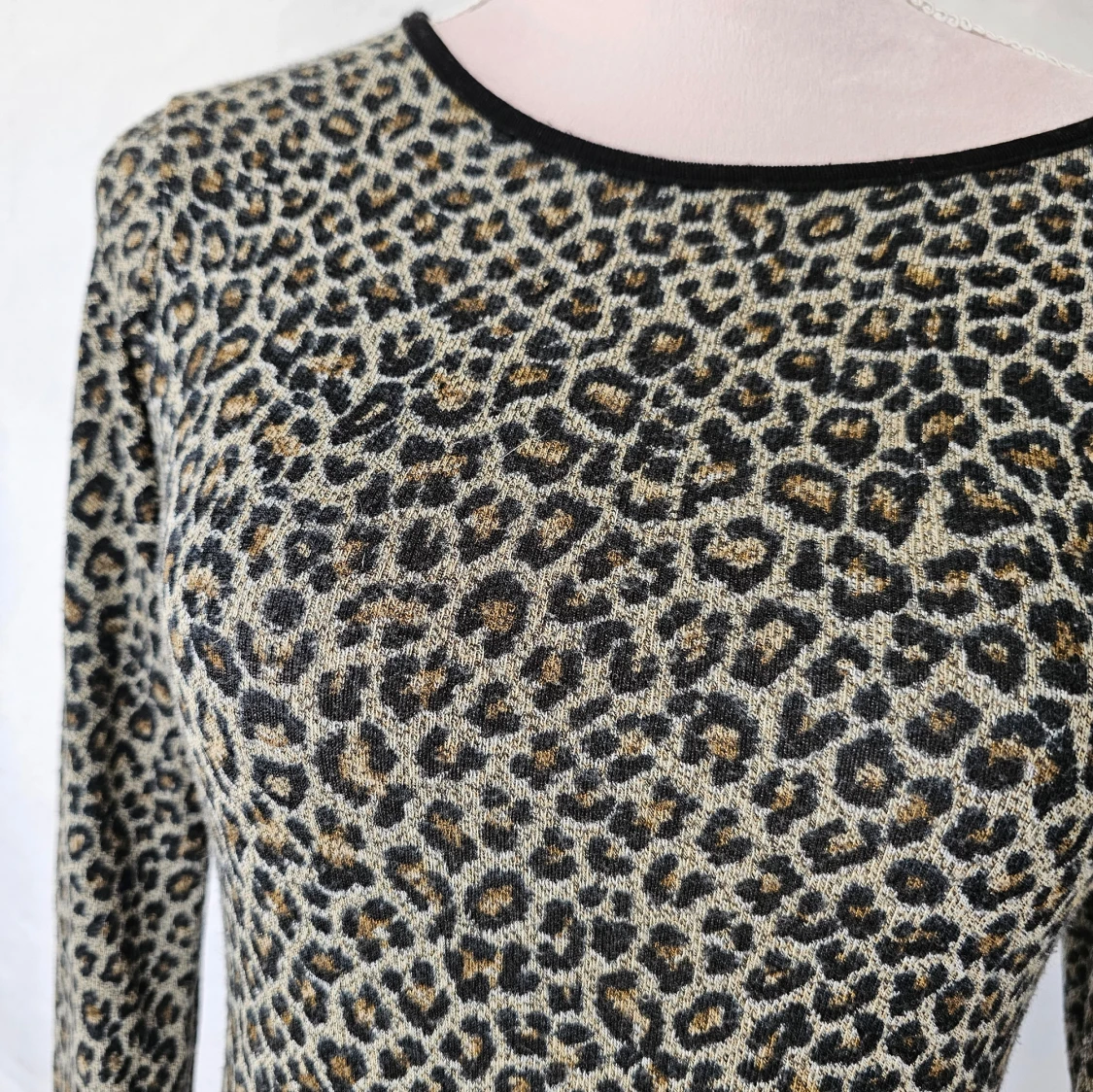 Leopardmönstrad tröja från Mega Collector - 93