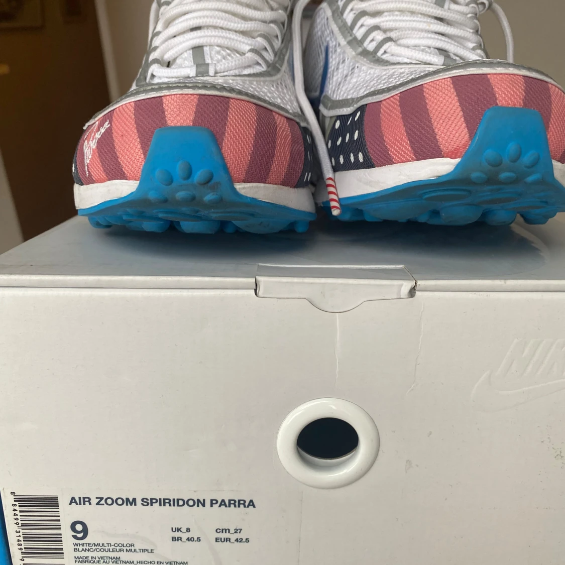 Nike spiridon x parra - 92