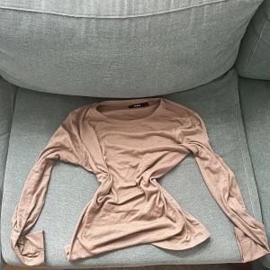 ljusbrun topp - ljus brun topp från bikbok