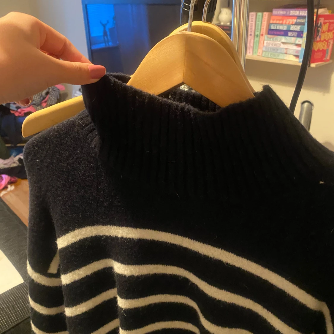 Randing tröja i mjukt material med slits vid höften - 2