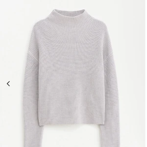 Stickad tröja - Superfin tröja, mysig💘använd fåtal gånger! Kan diskutera pris   Nypris 2400