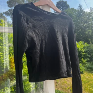 Festtopp - Superbekväm topp, jättefin med smycken och jeans. Använd 1 gång😋😋