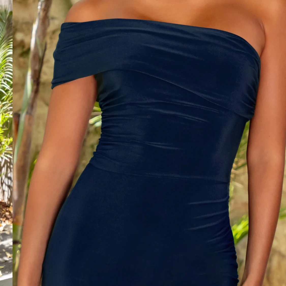 Mörk blå balklänning  - 91