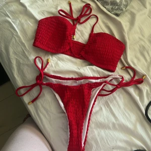 Bikini set - Aldrig använd, skriv för fler bilder