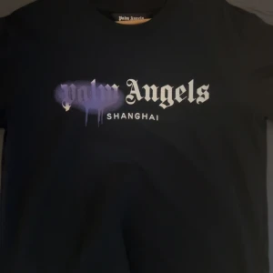 Palm Angels  - Säljer för har knappt använt den och tycker någon annan kan använda den mer än mig 