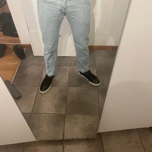 Levis 501 - Levis 501 jeans i ljusblå 30/30