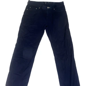 Gant jeans - Storlek M/W29 L32 Skick 9/10 , använt ett fåtal gånger  Pris 400kr