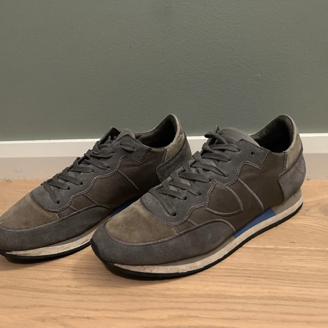 100% Original Philipe model skor. - 91