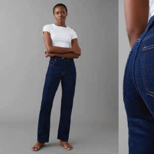 Super Hugh Jeans - Säljer ett par byxor från Gina tricot. 