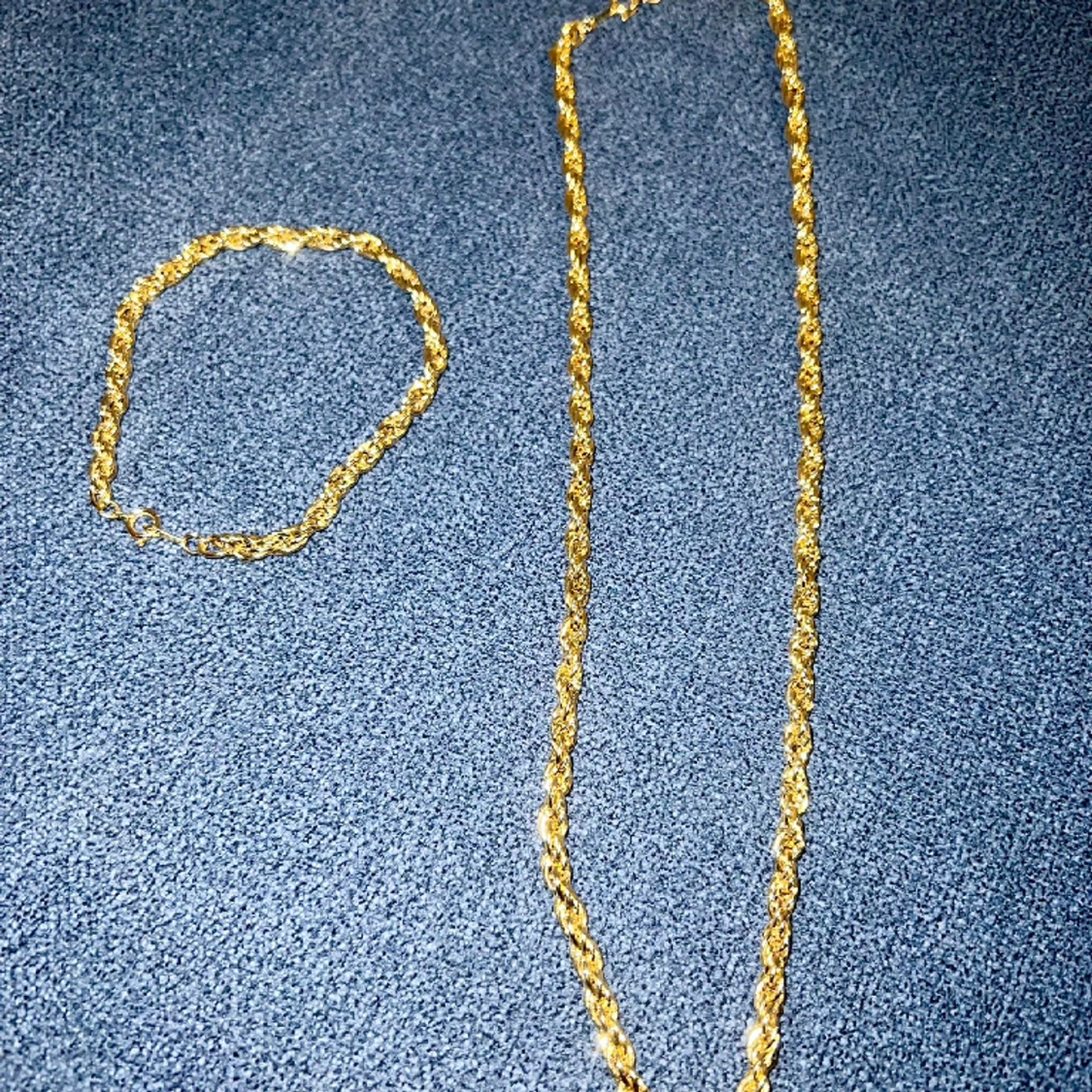 Armband och halsband 