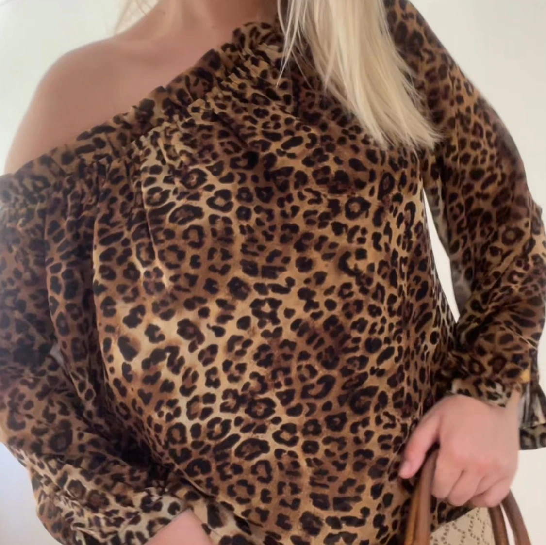 Leopard blus  - 91