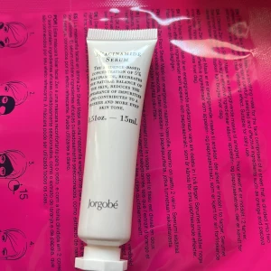 Niacinsmide serum  - Niacinamide serum helt oanvänd & oöppnat ❤️ 15 ml skickar gärna fler bilder vid intresse