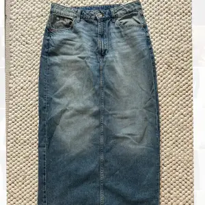 Lång jeans från HM, stolek 36! 🩷