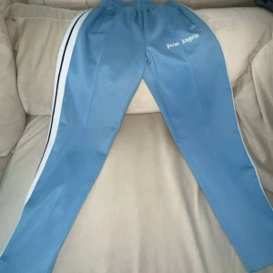 Byxor  - Väldigt bra skick 