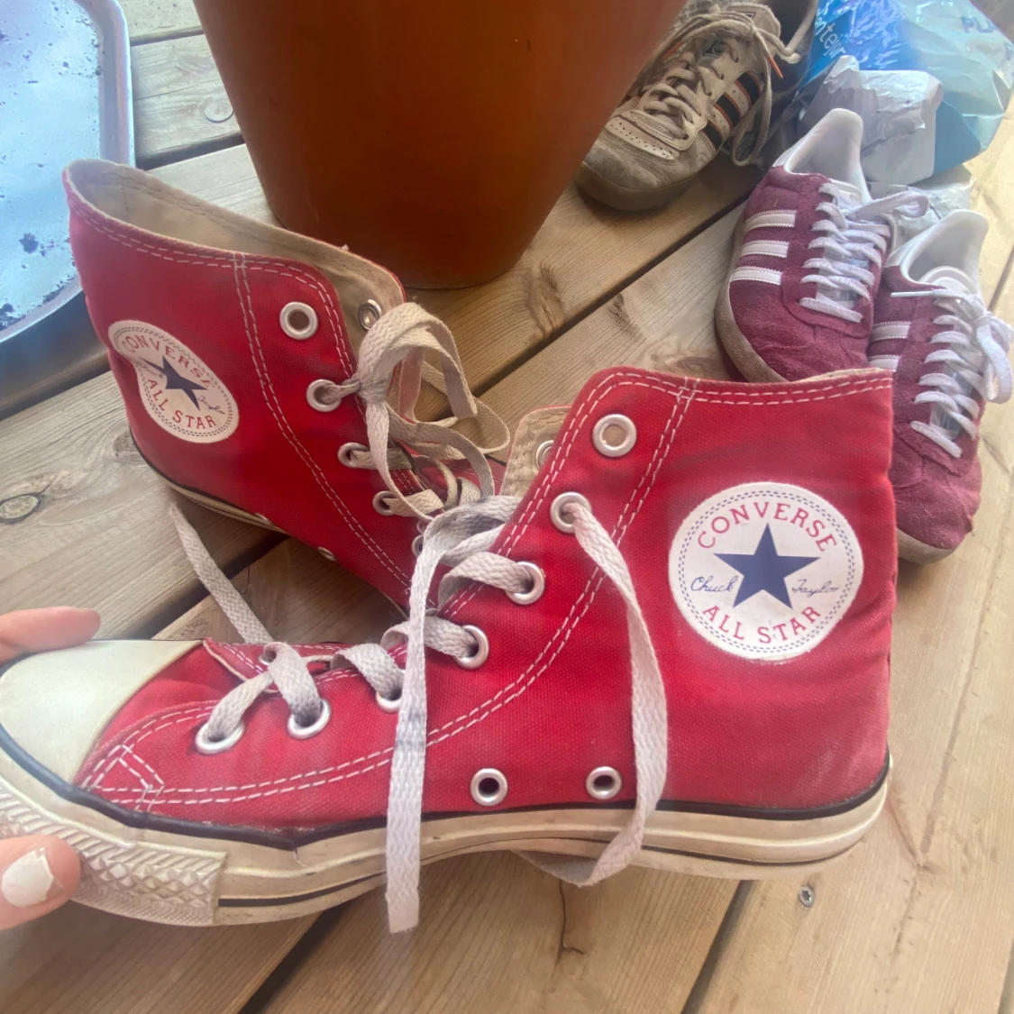 röda converse  - 90