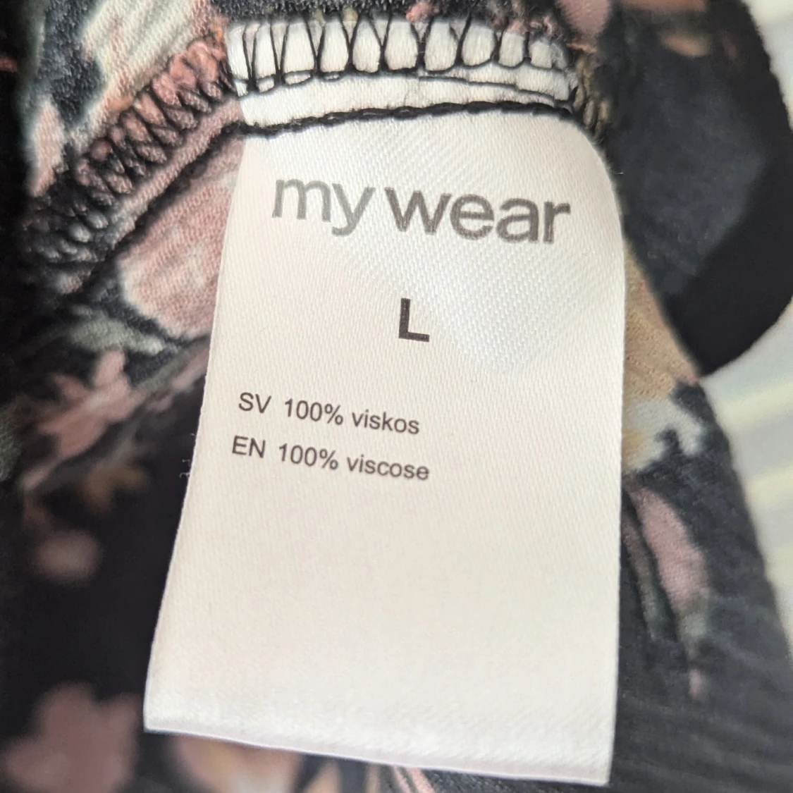 Blommig linnetopp från My Wear - 92