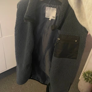 Teddy väst - Helt slutsåld. Passar en xs-s❤️